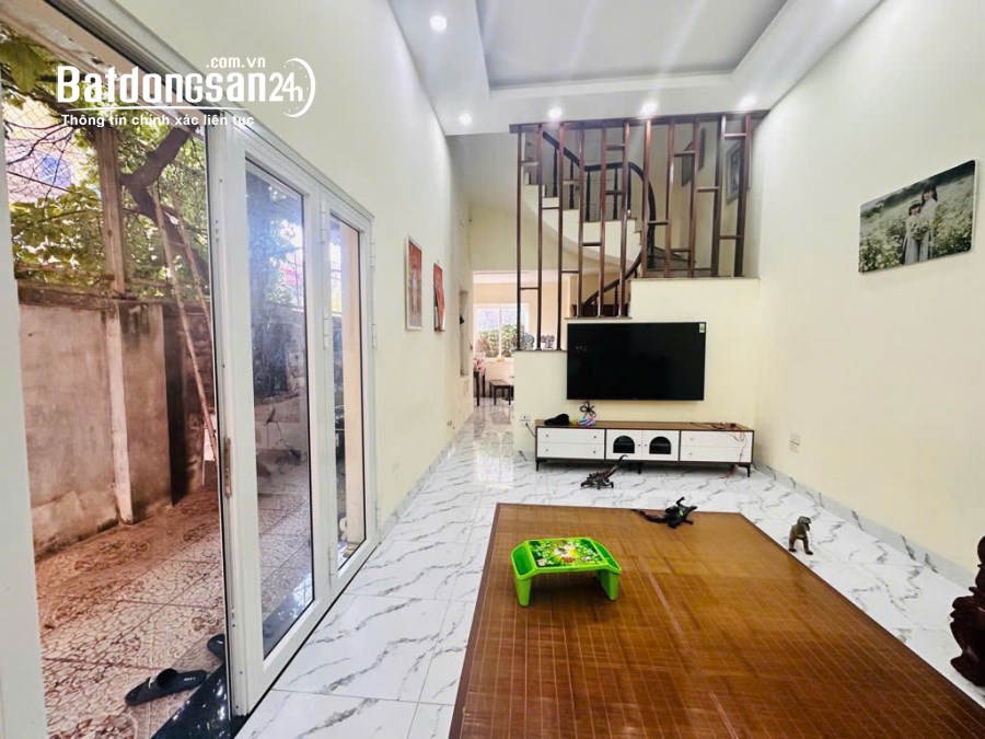 Nhà riêng đường 19/05 KĐT Văn Quán Ô Tô trước cửa 77m2,xây 4 tầng,mặt