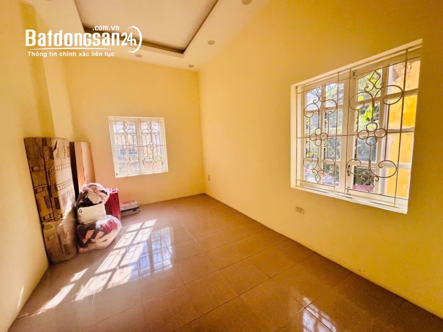 Nhà riêng đường 19/05 KĐT Văn Quán Ô Tô trước cửa 77m2,xây 4 tầng,mặt