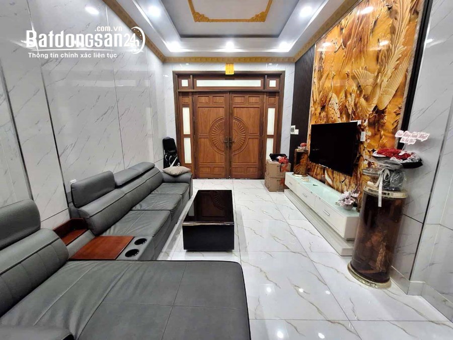 Siêu Phẩm 5 Tầng 72m2 6PN Chỉ 9 Tỷ Nhỉnh Vip Bình Thọ Dân Chủ Thủ Đức