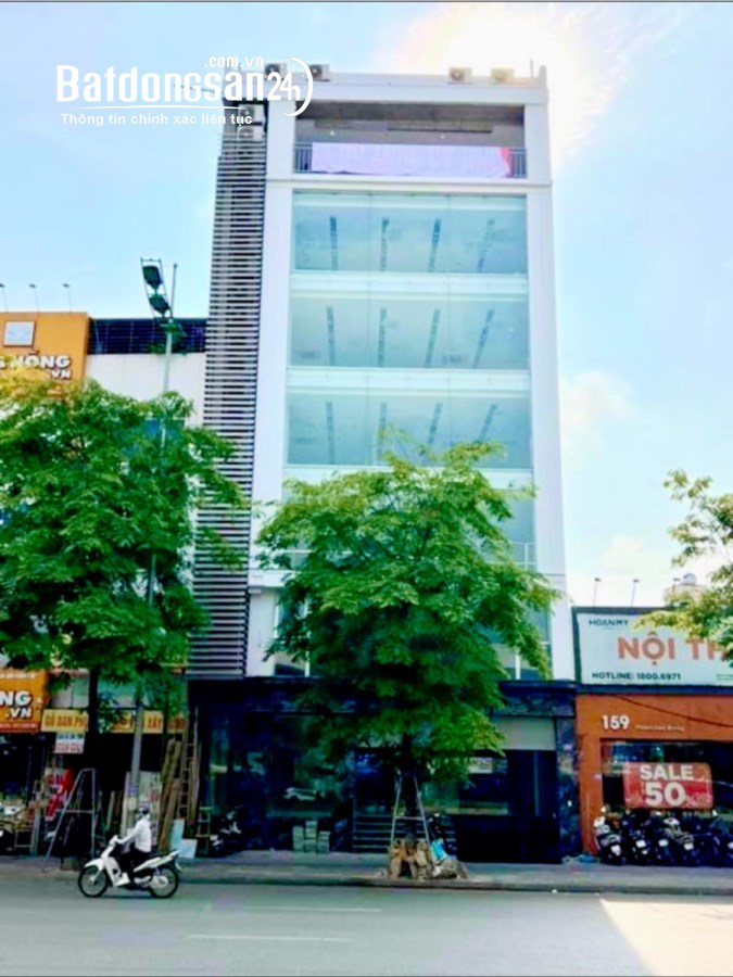 ⚜️ Mặt Phố VIP Phạm Văn Đồng, Cầu giấy 200M2 8T Thang Máy MT 11M