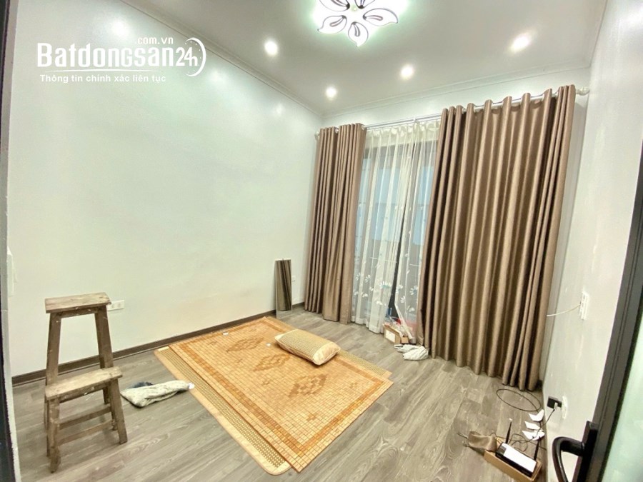 Bán nhà mặt phố Đường Nguyễn Khuyến, Phường Quốc Tử Giám, Quận Đống Đa