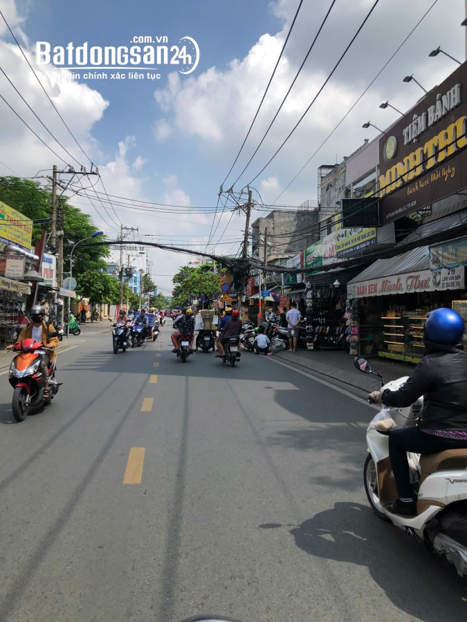 Bán Nhà Đất Mặt Tiền Đường Lâm Văn Bền. Quận 7, 