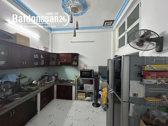 Gần công viên Hoàng Văn Thụ,p4,Tân Bình, 61m2 chỉ 7ty