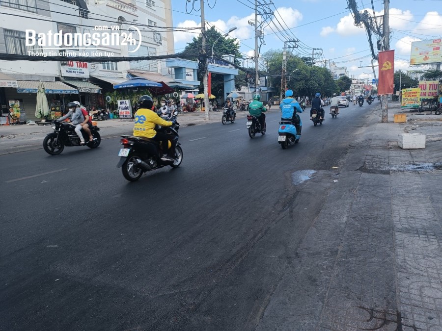 Bán Khách Sạn (8,1X32m) Mặt Tiền Nguyễn Thị Búp, Tân Chánh Hiệp, Q12
