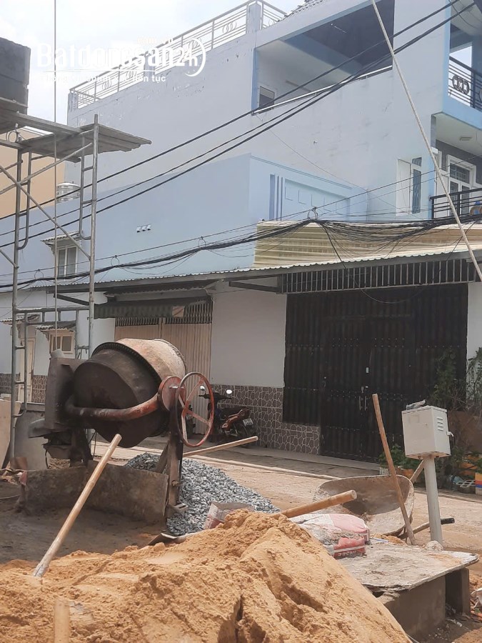 Bán nhà góc 2 mặt tiền HXH Bình Thành, Bình Tân, 4x28m, 2 tầng, 3 phòng ngủ, 3WC