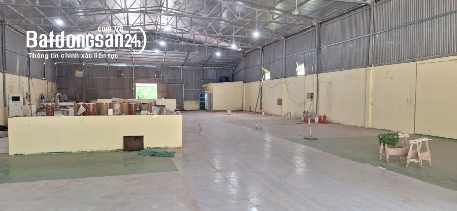 Cho thuê kho rộng 500-1000-5000m2 tại vị trí đắc địa gần Lê Văn Hiến, đường lớn 10m5