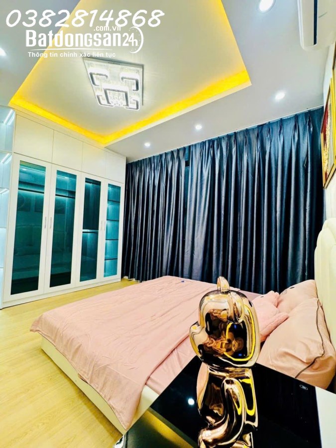 VĂN CHƯƠNG 1 -ĐỐNG ĐA-THANG MÁY-DT:30M2- 5,5 TẦNG -MẶT TIỀN 4,5M 