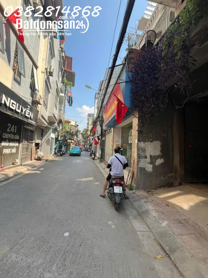 HANG HIẾM ,VĂN CHƯƠNG-ĐỐNG ĐA-THANG MÁY-DT:30M2- 5,5 TẦNG -MẶT TIỀN