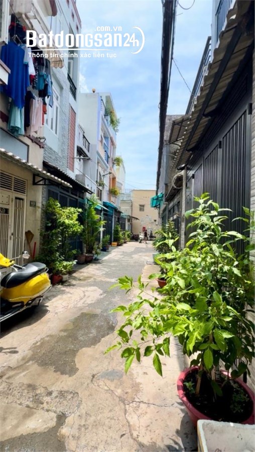 Bán nhà HXH Đường B3, Tân Thạnh, Tân Phú, DT 37m2 (4 x 9) x 2 tầng