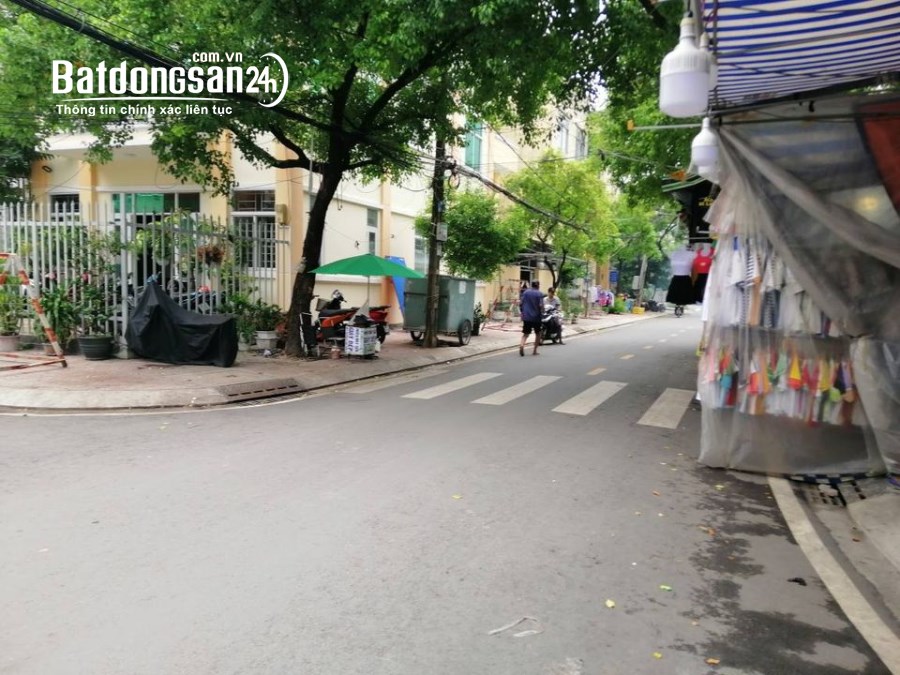 Xuất ngoại cần bán lại căn trệt cc Phạm Thế Hiển lh 0944918465