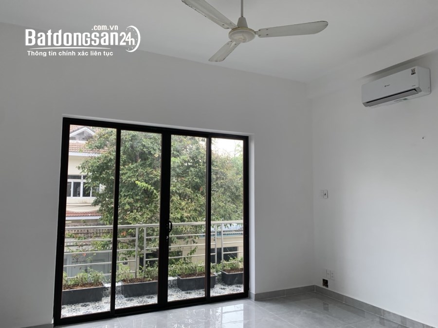 Siêu rẻ nhà 3 tầng mặt tiền đường nguyễn hoang .quận 2 dt 80m2 (