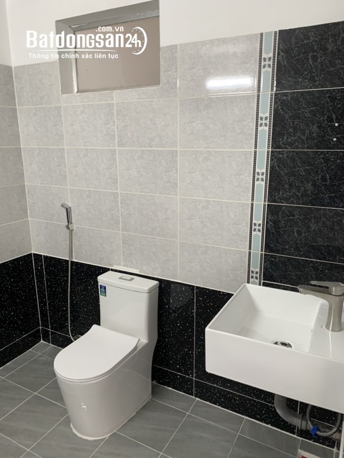 Siêu rẻ nhà 3 tầng mặt tiền đường nguyễn hoang .quận 2 dt 80m2 (