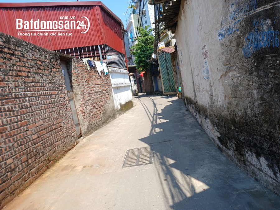 Bán nhà Chu Huy Mân, Phúc Đồng, L.Biên. Ngõ thông, gần trường, chợ 56m2 x 3 tầng ~6tỷ