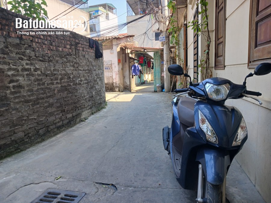 Bán nhà Chu Huy Mân, Phúc Đồng, L.Biên. Ngõ thông, gần trường, chợ 56m2 x 3 tầng ~6tỷ