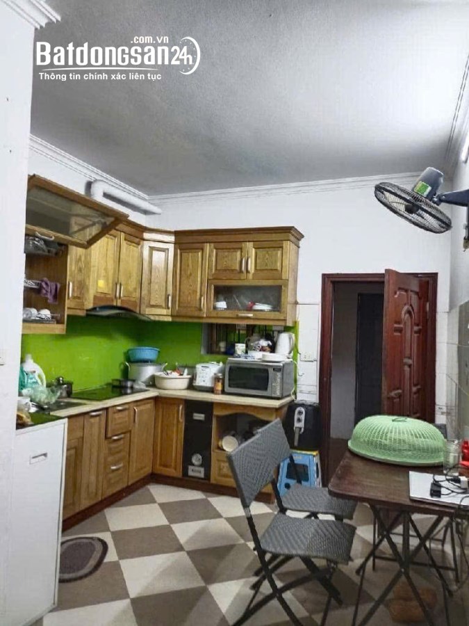 Tòa nhà 3 tầng - 70m² - Ô tô đỗ cửa - Giá 8.x tỷ - Quang Trung, Hà Đông**