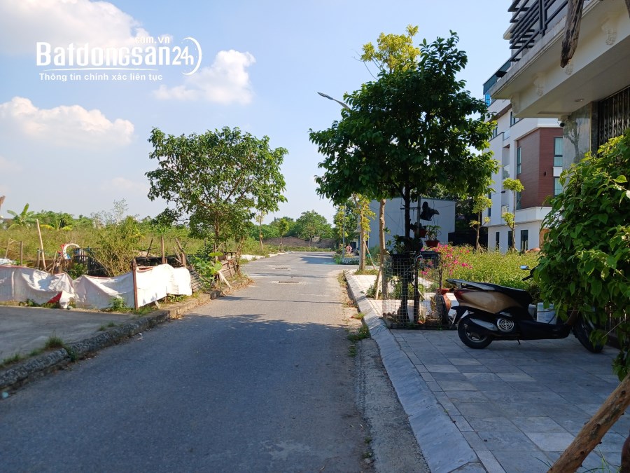 Bán đất TĐC mới phường Thượng Thanh quận Long Biên. Lô góc, vỉa hè 2m50, 30m2 ~ 4,5ỷ