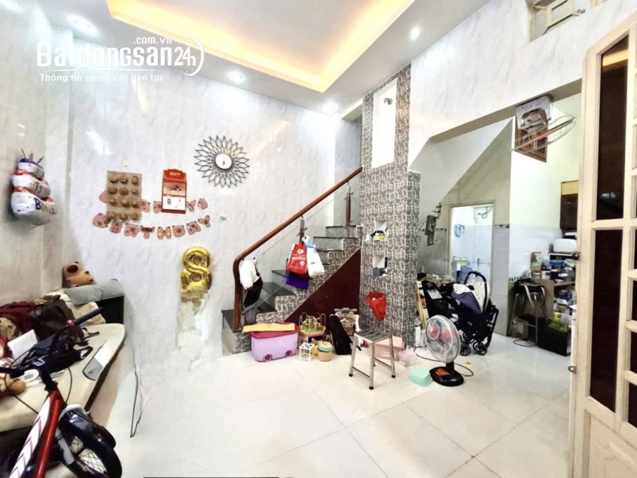 BÁN NHÀ THIÊN PHƯỚC TÂN BÌNH 2 TẦNG ,2PN, NGANG 8M.HẺM THÔNG NỞ HẬU 5., Quận Tân Bình