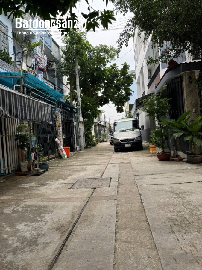 Bán nhà HXH Liên Khu 5-6, 4x14m, 2 Tầng, 2 Phòng ngủ, 2 Vệ sinh, , Quận Bình Tân