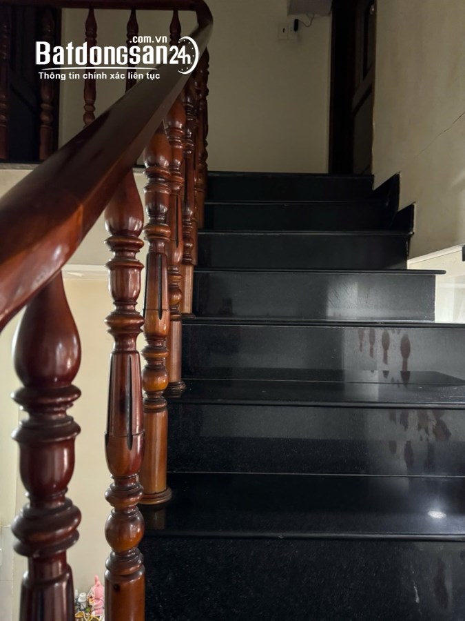 Bán nhà HXH Liên Khu 5-6, 4x14m, 2 Tầng, 2 Phòng ngủ, 2 Vệ sinh, , Quận Bình Tân