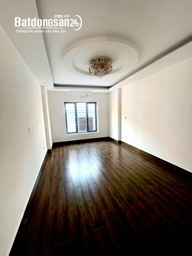 Bán nhà Văn Phú 39m2 5 tầng, Nhà mới, tặng nội thất, ở ngay 7.2 tỷ., Quận Hà Đông