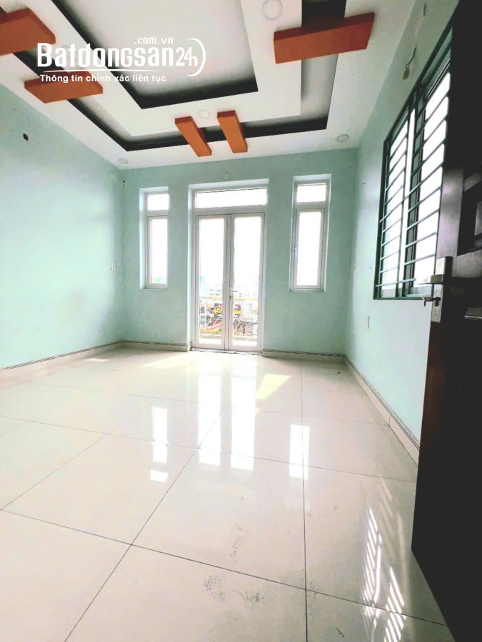 Bán nhà mặt phố Đường Hà Huy Giáp, Phường Thạnh Lộc, Quận 12