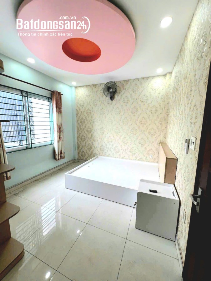 Bán nhà mặt phố Đường Hà Huy Giáp, Phường Thạnh Lộc, Quận 12