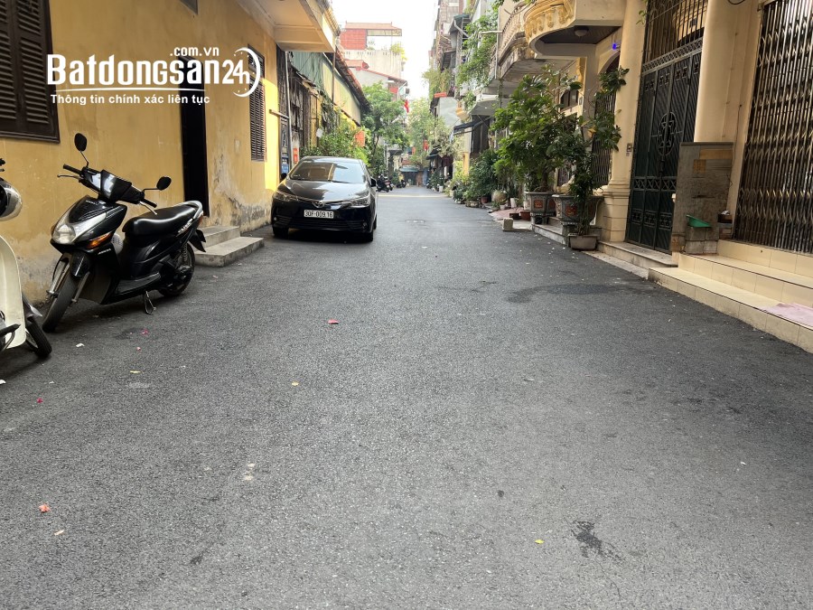 TÔI bán mảnh đất Khuất Duy Tiến 138m2 MT7.6m, Ô tô; Kinh doanh; , Quận Thanh Xuân