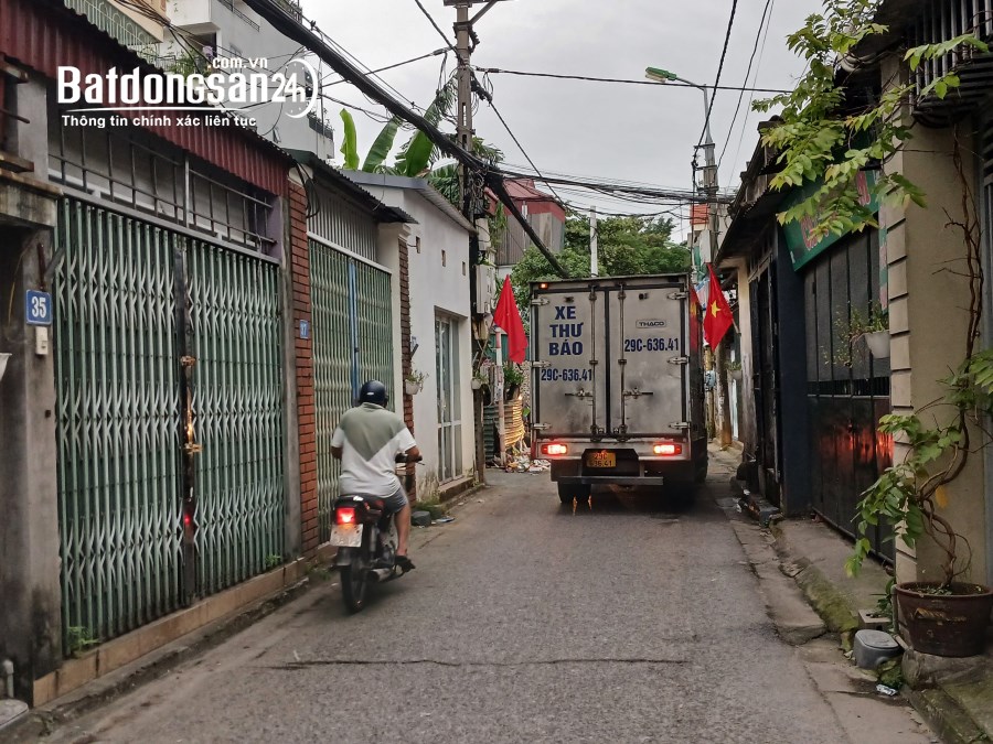 Bán đất mặt ngõ Hoa Lâm, đường ô tô, mặt tiền rộng, 76m2 ~ 6 tỷ, Quận Long Biên