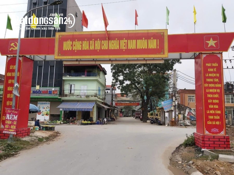 BÁN 42m2 NHÀ Ngay NGÃ TƯ NHỔN NGÕ NÔNG GẦN Ô TÔ 4 TẦNG, nhỉnh 4 T, Huyện Hoài Đức