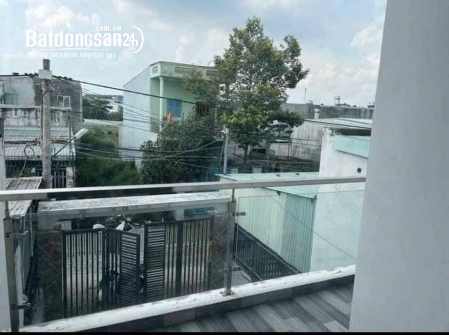 Cuối năm thiếu tiền nhập hàng tôi cần bán gấp căn nhà Đinh Đức Thiện, Bình Chánh