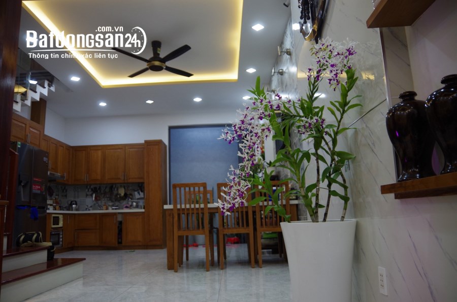 Bán Nhà Hẻm 5m Sát MT LBBích.TPhú 5.5m x 12m chỉ 5.1Tỷ TL CChủ