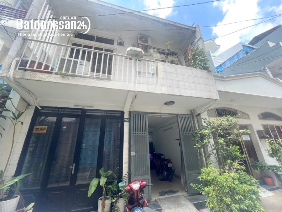 Khu phân lô dân trí xây biệt thự ngang 6*18 nhà cũ 2 tầng HXH Đinh Tiên Hoàng