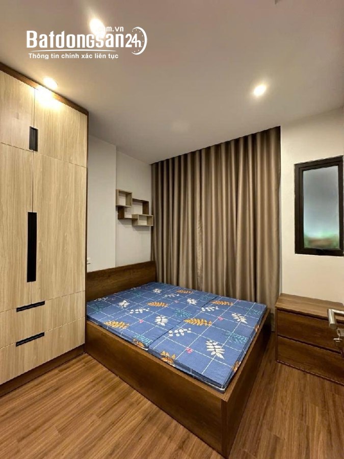 Dòng tiền Xuân Thủy - phân lô ô tô đỗ cửa - 7 tầng TM - 50m - 15.5 tỷ