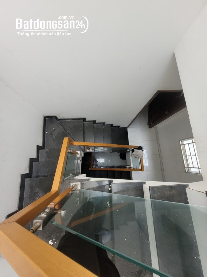 Nhà 4 tầng hoàn công,hẻm xe hơi 5m,dài 42m2 full thổ.Tỉnh Lộ 43,Bình Chiểu,Thủ Đức