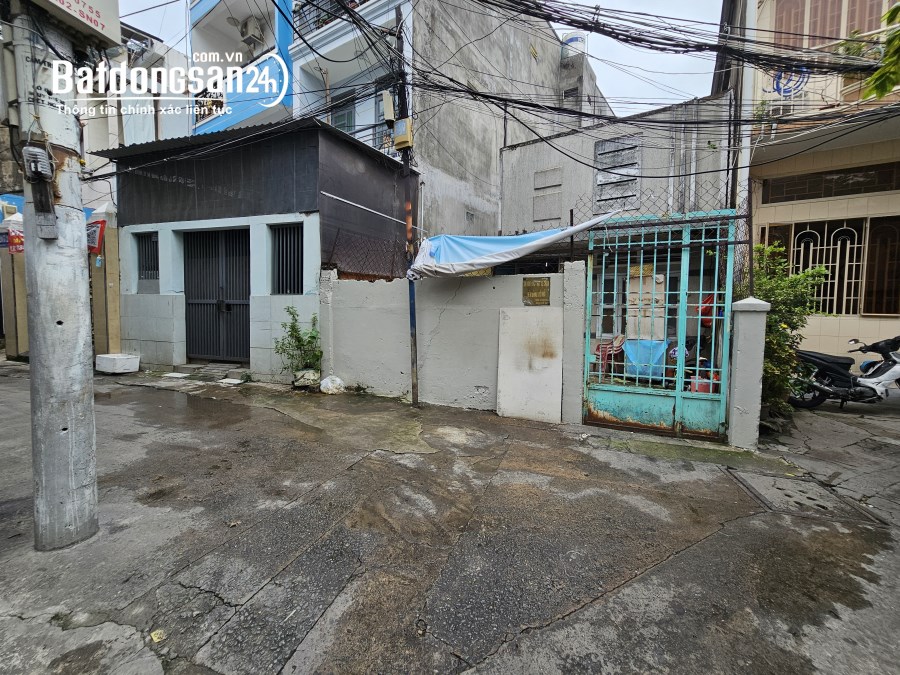 Ngay ngã tư hàng xanh hẻm trước nhà 3m nhà nát CN 107m2 ngang 5m tiện xây CHDV 