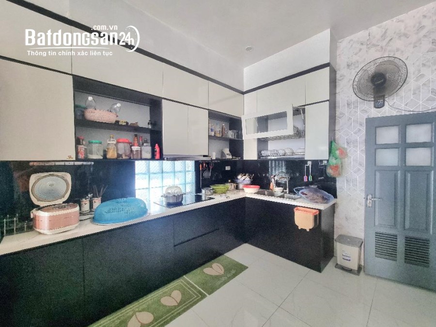 BÙI XƯƠNG TRẠCH, LÔ GÓC - Ô TÔ ĐỖ CỬA - CÁCH PHỐ 30M - 4 NGỦ ĐỦ CÔNG NĂNG