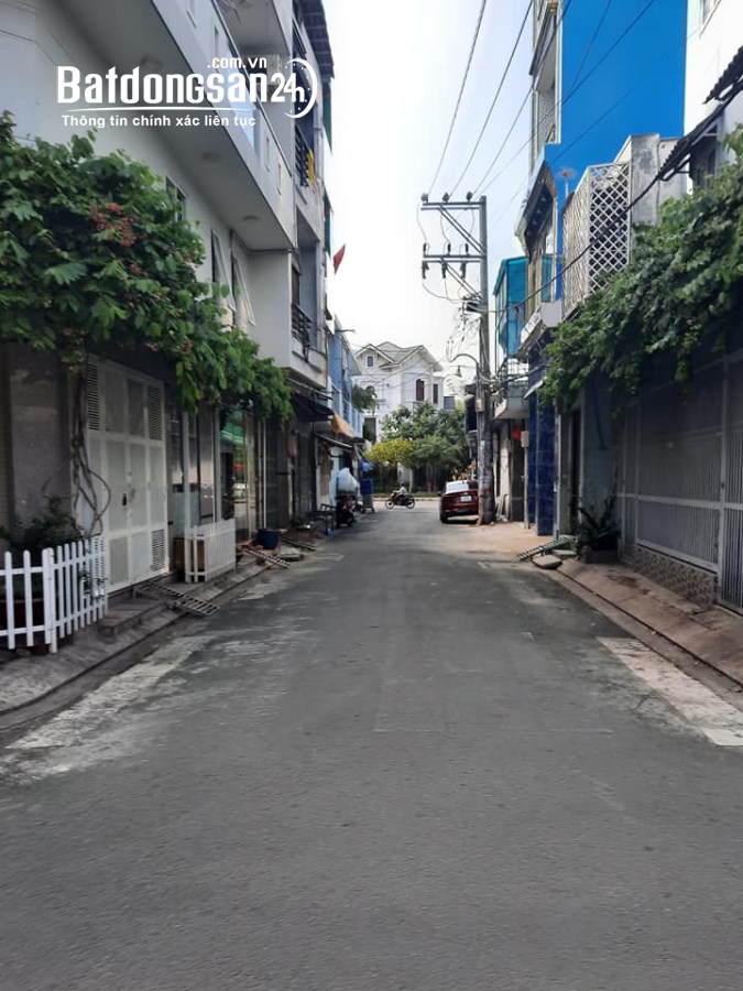 Nhà bán mt nbộ nhựa 8m aeon tân phú 5.5m x11m 6.3tỷ tl tốt
