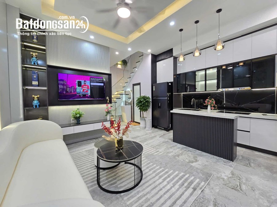 Gần mặt tiền Lê Duẩn, Full nội thất VIP, 3PN 3WC, ngang 5m,giá chỉ 4ty15.