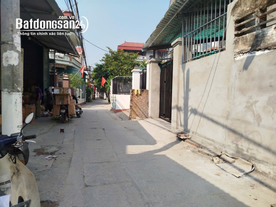 Bán lô đất Thượng Thuy, Đức Thượng, Hoài Đức: 40m2, ô tô đỗ cửa, sẵn sổ.