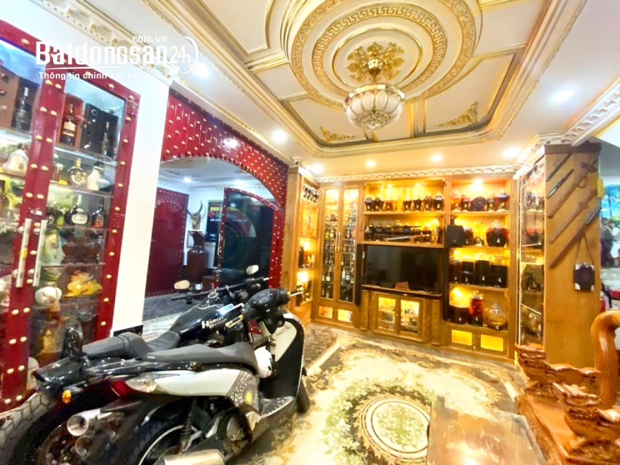 Chủ Định Cư Bán Gấp ,Mặt Tiền Biệt Thự Sang Trọng Thích QUãng Đức 6x20 nhỉnh 21 tỷ