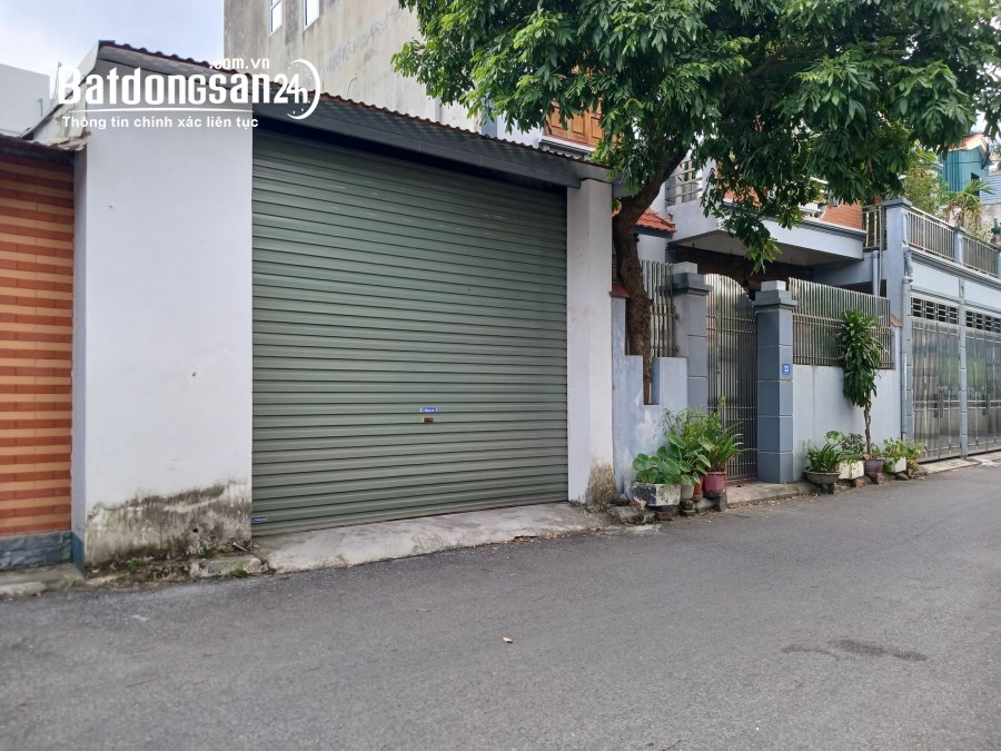 Bán đất Đức Giang, gần trường gần chợ, vừa ở vừa KD, dịch vụ, làm VP. 60m2 ~ 10,9 tỷ
