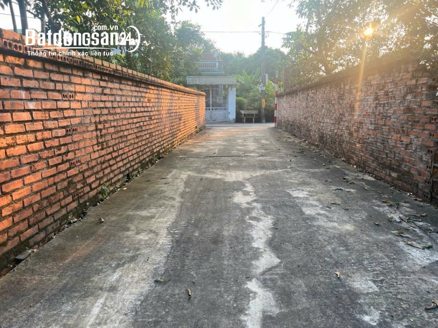 Bán đất thôn 6, Tân Xã, Thạch Thất. DT 122m chỉ loang quanh 3 tỉ