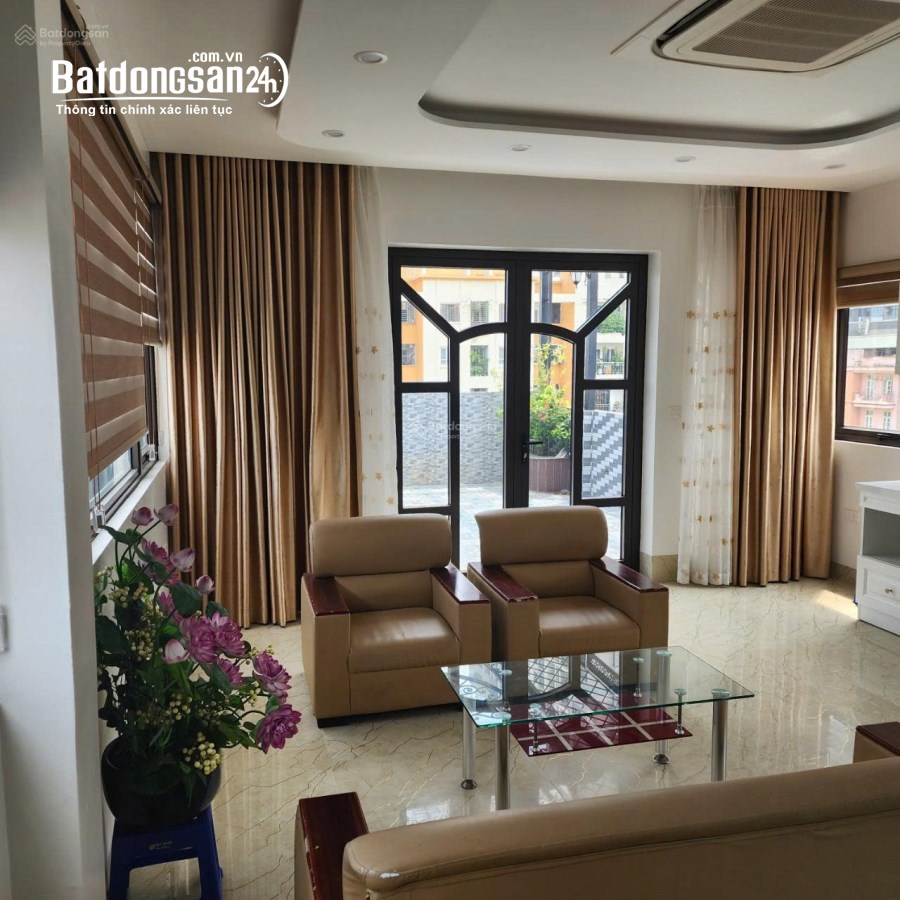 Bán tòa văn phòng 8 tầng - MP Nguyễn Hoàng - Mỹ Đình – 63,6m2 MT: 5m - 44tỷ 680tr - 