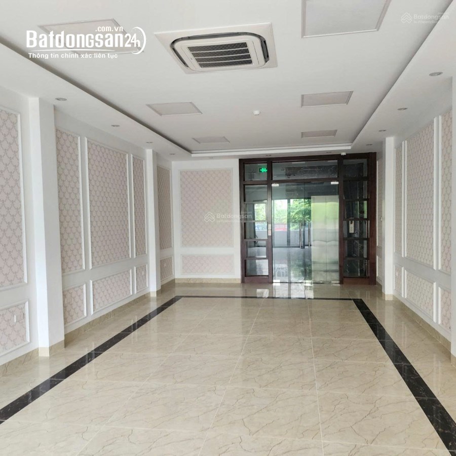 Bán tòa văn phòng 8 tầng - MP Nguyễn Hoàng - Mỹ Đình – 63,6m2 MT: 5m - 44tỷ 680tr - 