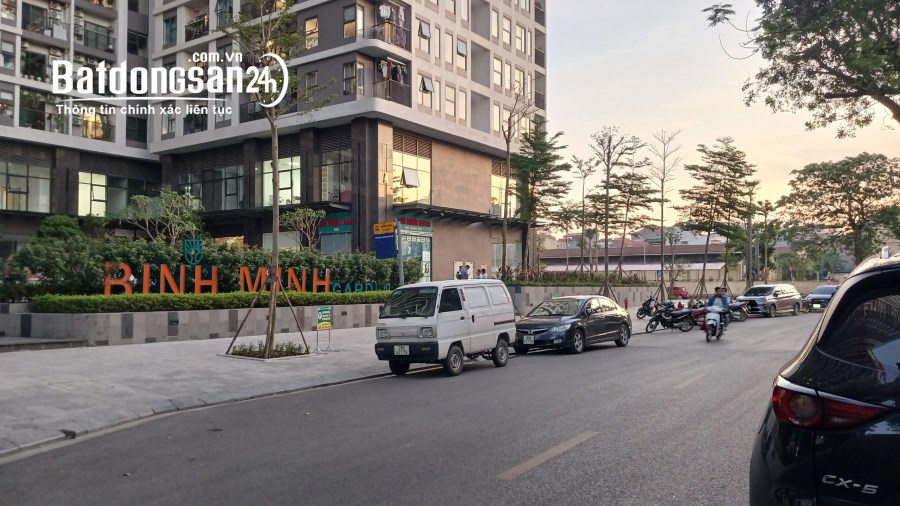 Bán đất Đức Giang, gần trường gần chợ, vừa ở vừa KD, dịch vụ, làm VP. 77m2 ~ 15,5 tỷ