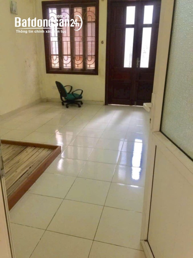 Nhà Riêng Ngõ 42 Triều Khúc Thanh Xuân dt 53m 4 tầng 6 ngủ Ngay canh ĐHGTVT -Chân tòa