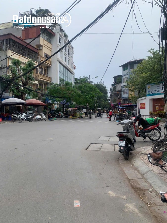 Bán nhà Văn Chương - Khâm Thiên 27m*4 tầng , sổ đỏ riêng giá 4.35 tỷ 