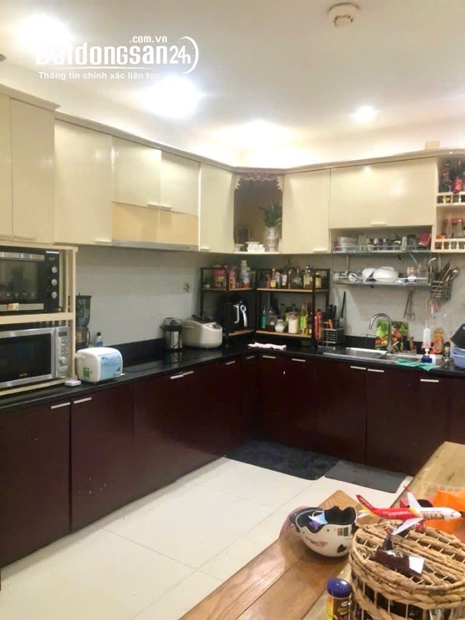 Bán nhà mặt tiền Đường 36, Phường Tân Quy, Quận 7, 5 tầng shr, 68m2, nhỉnh 11tỷ.