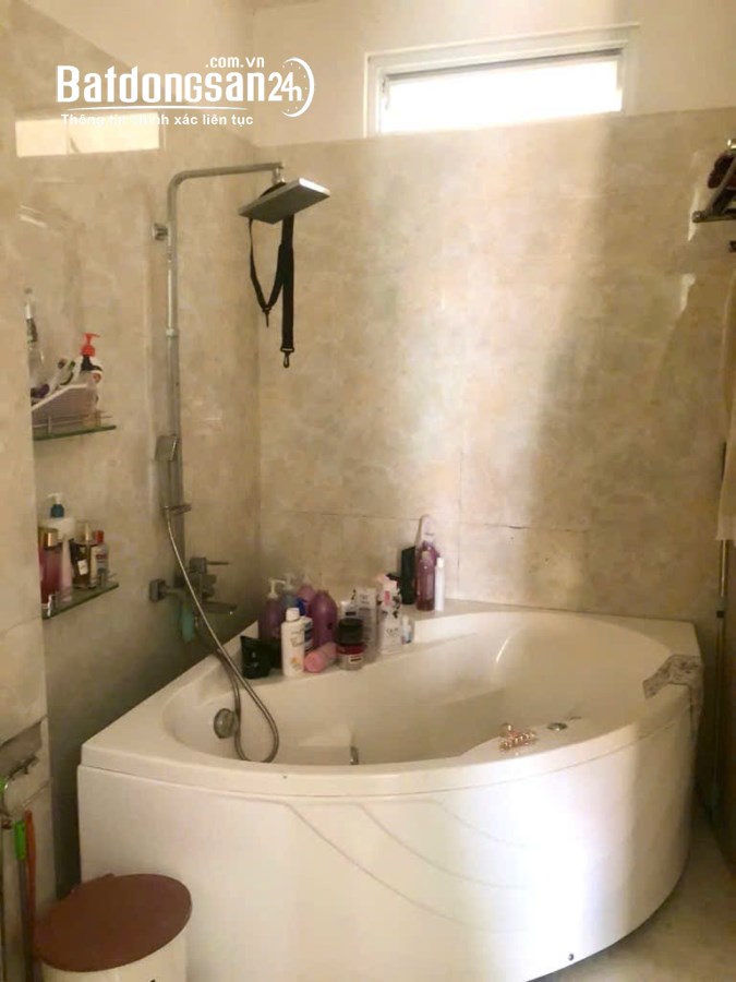 Bán nhà mặt tiền Đường 36, Phường Tân Quy, Quận 7, 5 tầng shr, 68m2, nhỉnh 11tỷ.