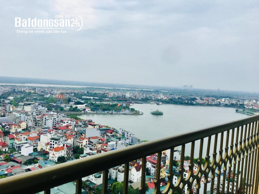 Bán căn hộ CC D' EL Dorado, Lạc Long Quân, Tây Hồ, 2.8 tỷ full nội thất